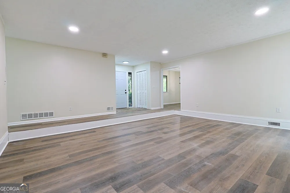 949 Marion CT Lithia Springs, GA 30122