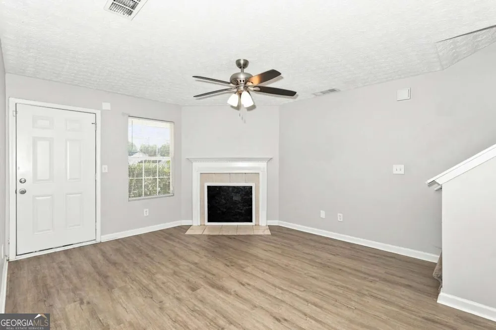 9471 Bogey CT Jonesboro, GA 30238