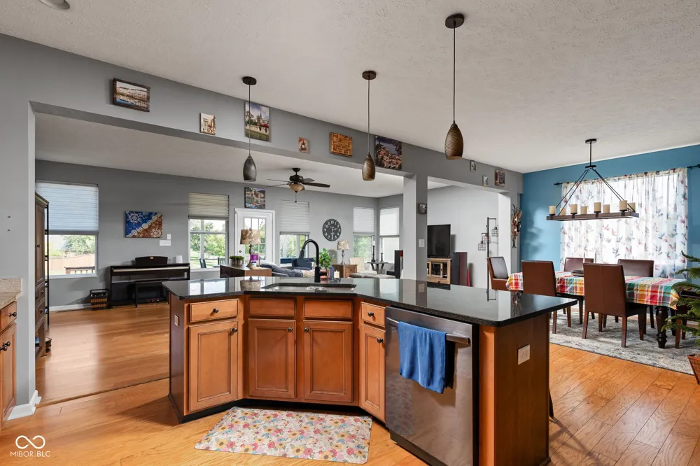 803 Settlers Walk Brownsburg, IN 46112