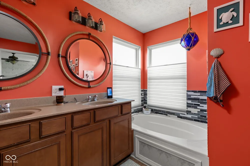 803 Settlers Walk Brownsburg, IN 46112