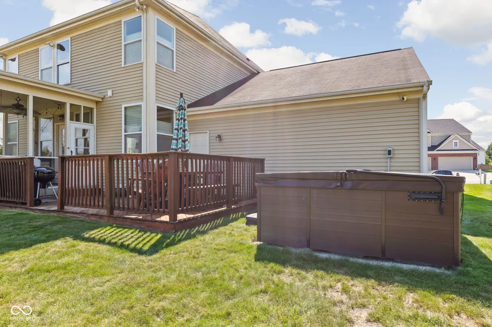 803 Settlers Walk Brownsburg, IN 46112