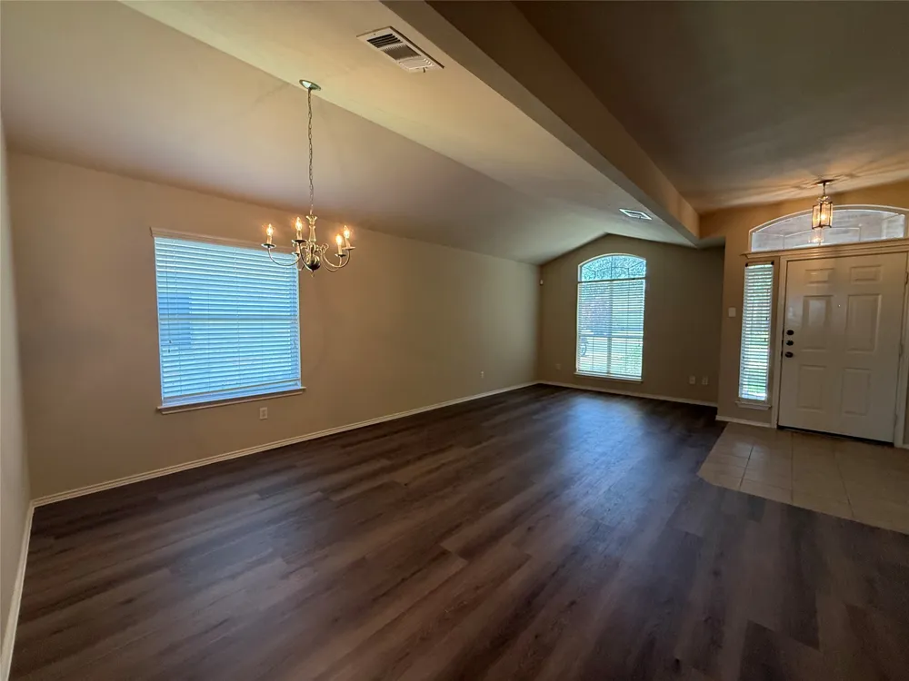 2520 Butler Way Round Rock, TX 78665