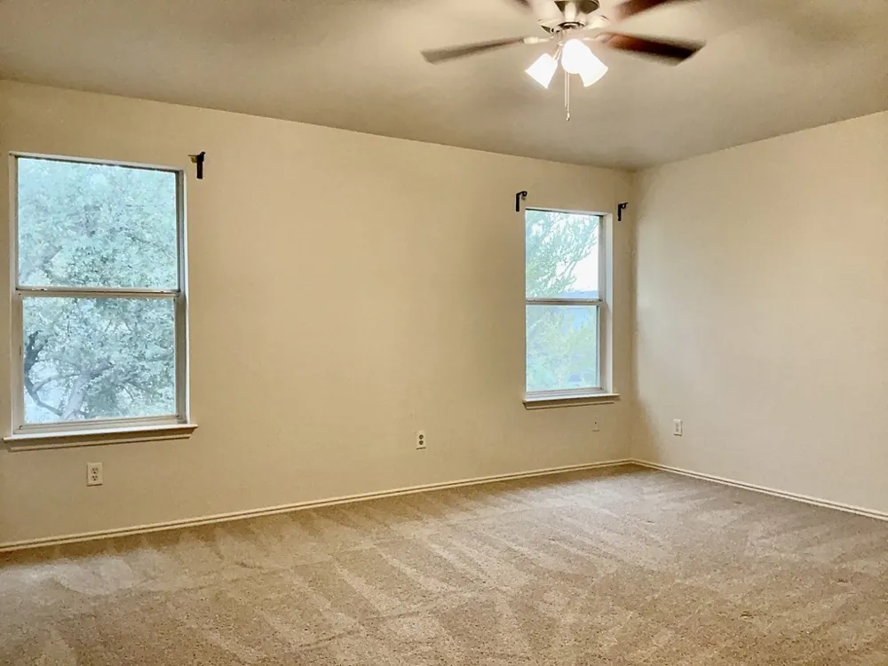 3590 Rock Shelf Lane Round Rock, TX 78681