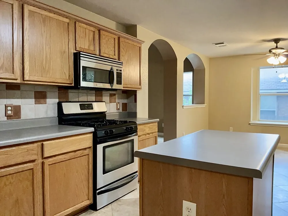 3590 Rock Shelf Lane Round Rock, TX 78681