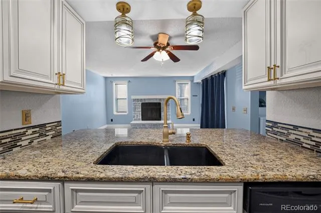 4294 S Salida Way #3 Aurora, CO 80013