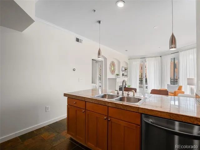 1705 Gaylord Street #104 Denver, CO 80206