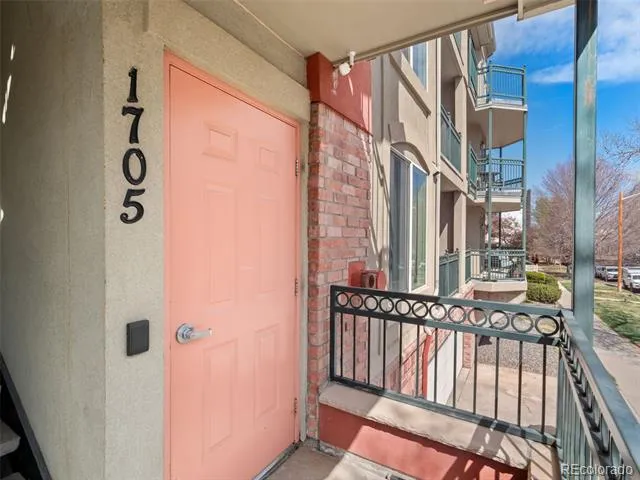 1705 Gaylord Street #104 Denver, CO 80206