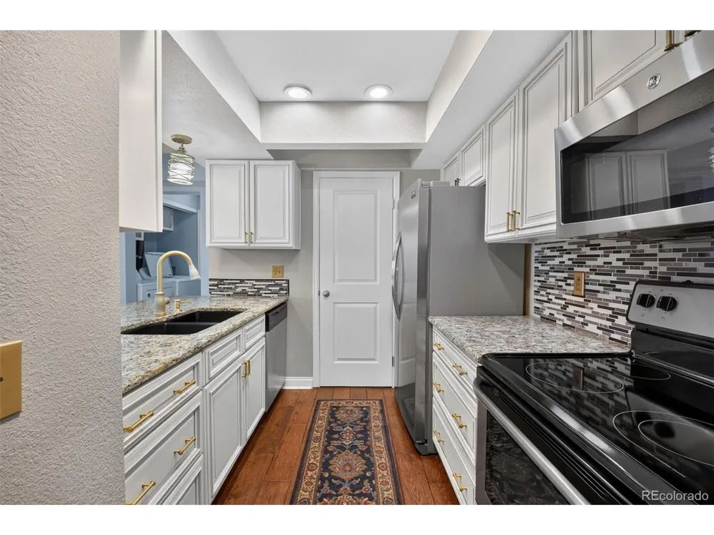 4294 S Salida Way #3 Aurora, CO 80013