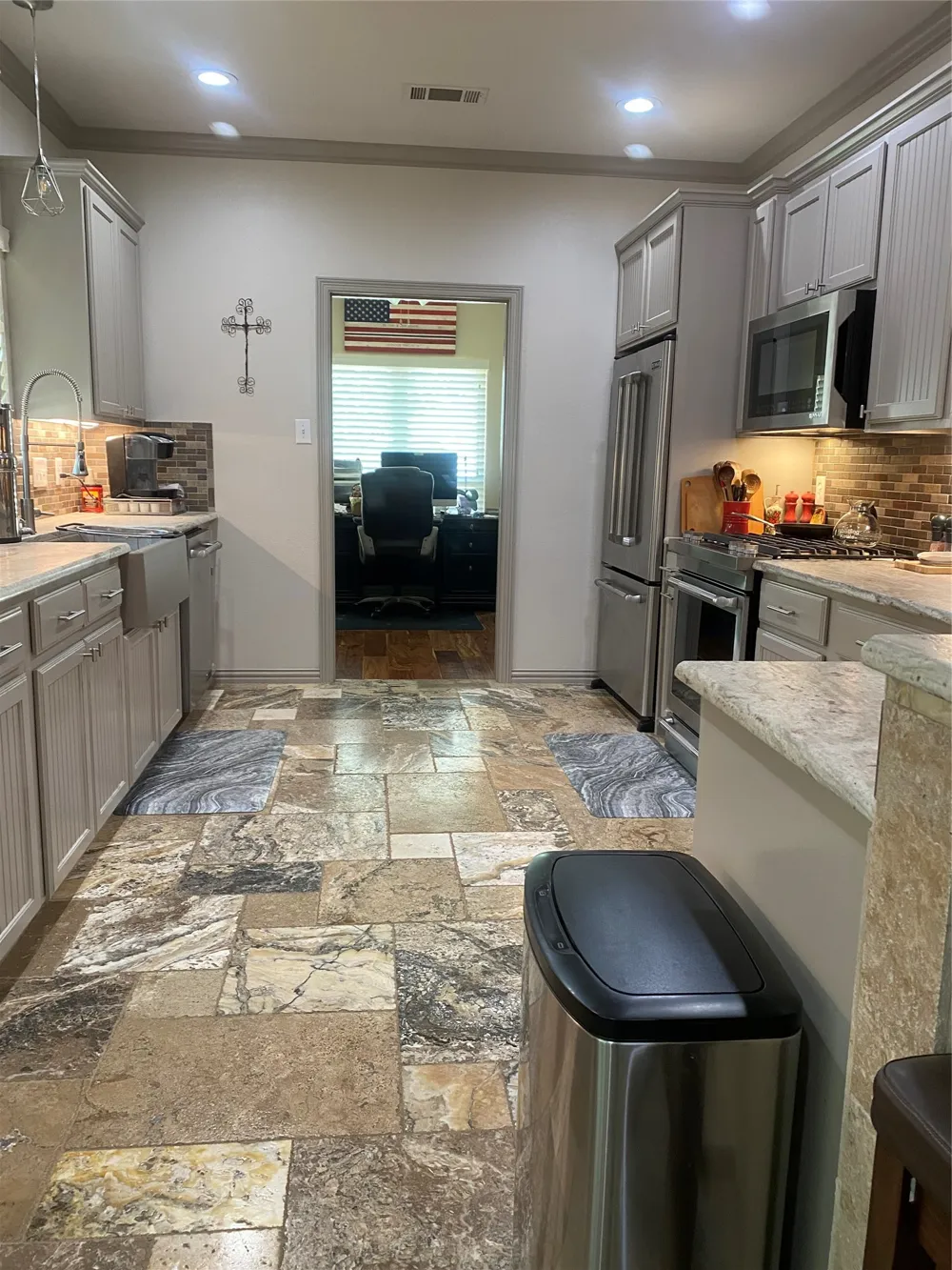 1631 Greenway Court Midlothian, TX 76065