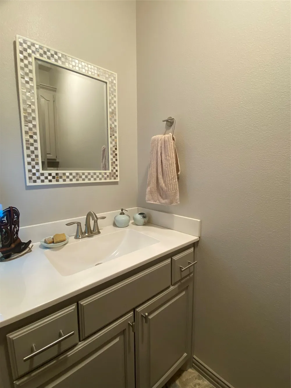 1631 Greenway Court Midlothian, TX 76065