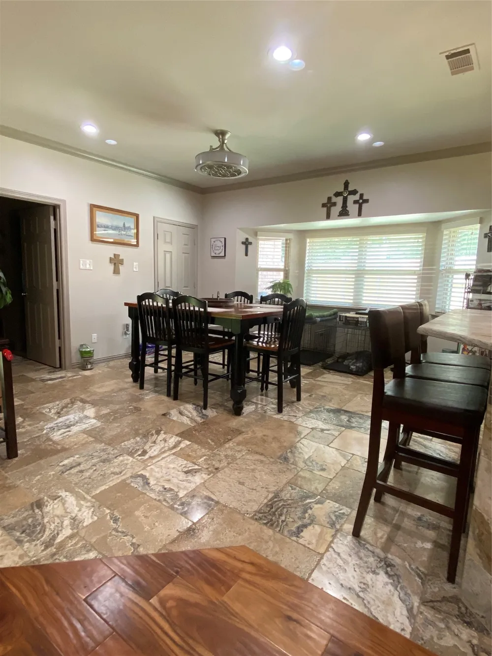 1631 Greenway Court Midlothian, TX 76065