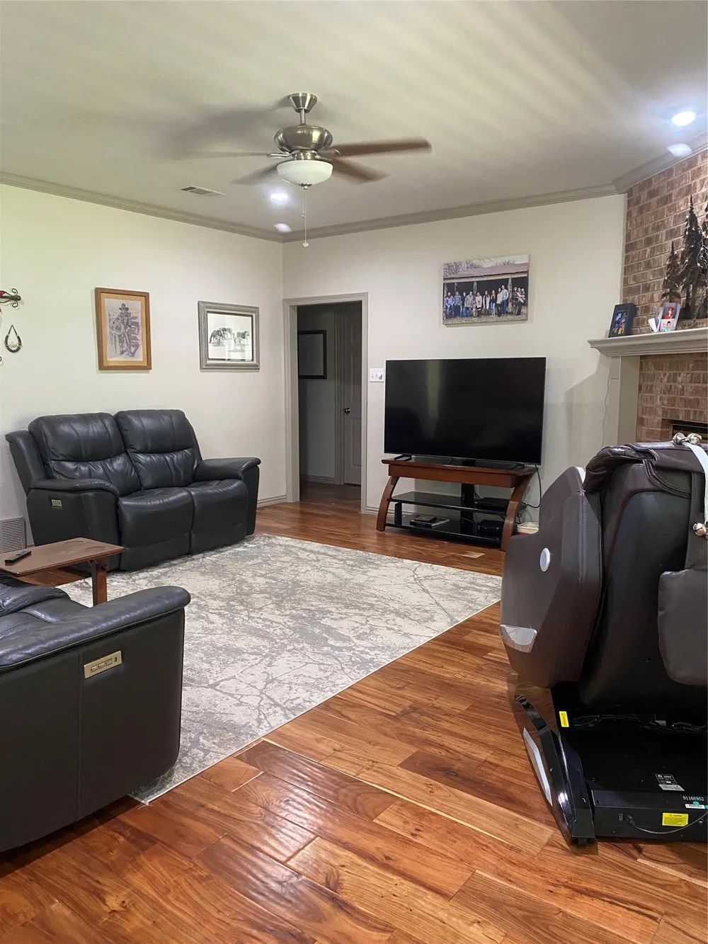 1631 Greenway Court Midlothian, TX 76065