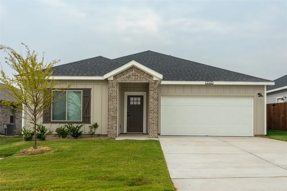 13525 Bonanza Circle Cresson, TX 76035