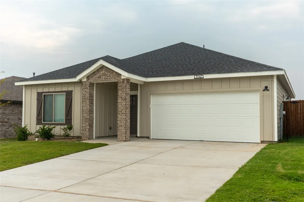 13525 Bonanza Circle Cresson, TX 76035