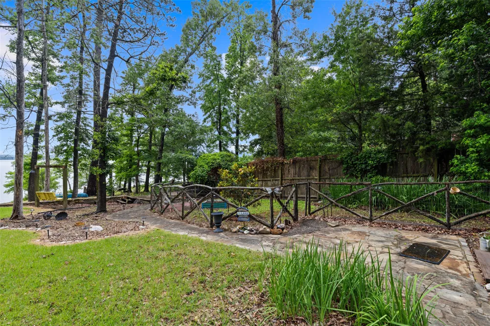 670 Redbud Drive Avinger, TX 75630