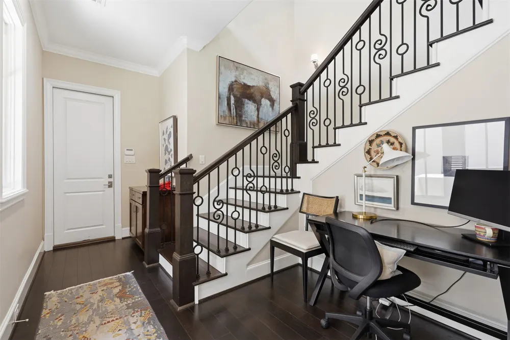 2712 Miro Court Fort Worth, TX 76107