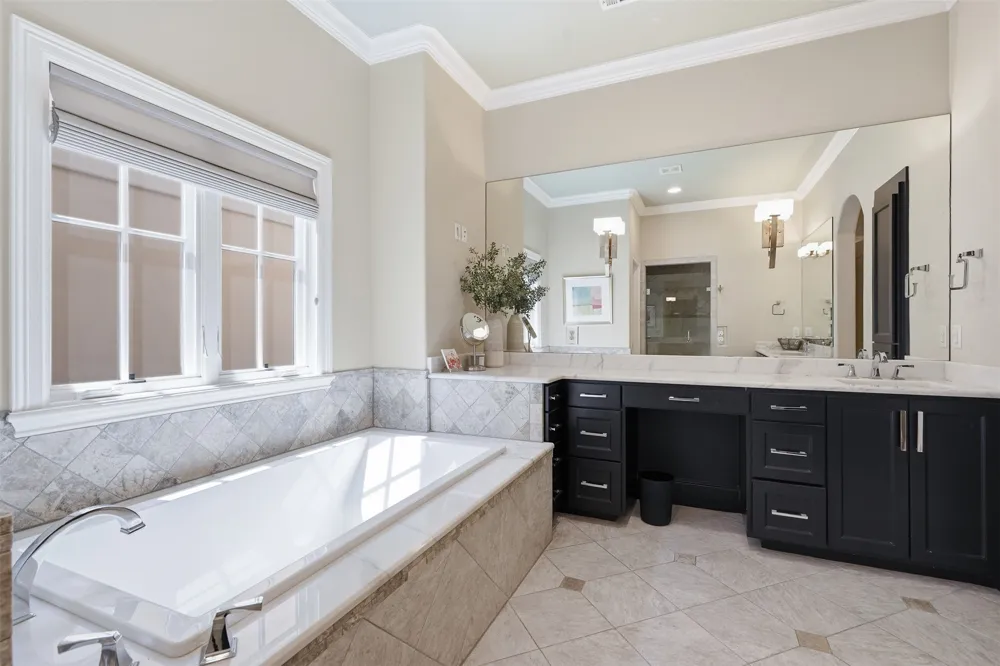 2712 Miro Court Fort Worth, TX 76107