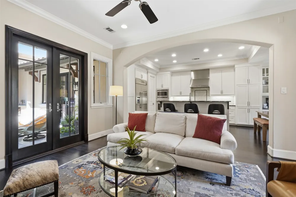 2712 Miro Court Fort Worth, TX 76107