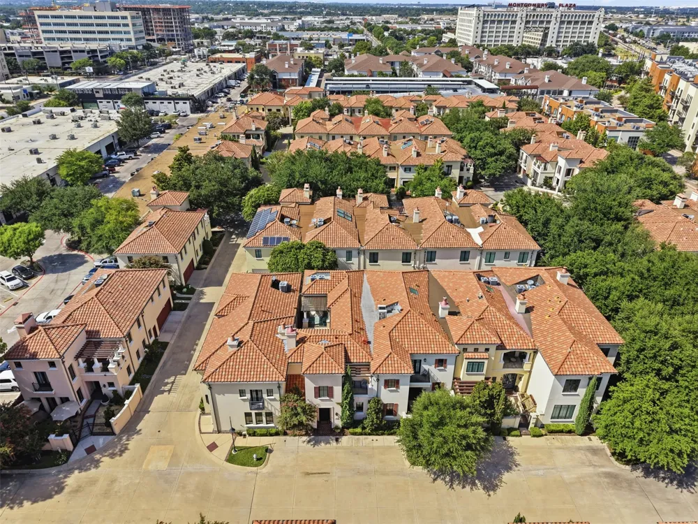 2712 Miro Court Fort Worth, TX 76107
