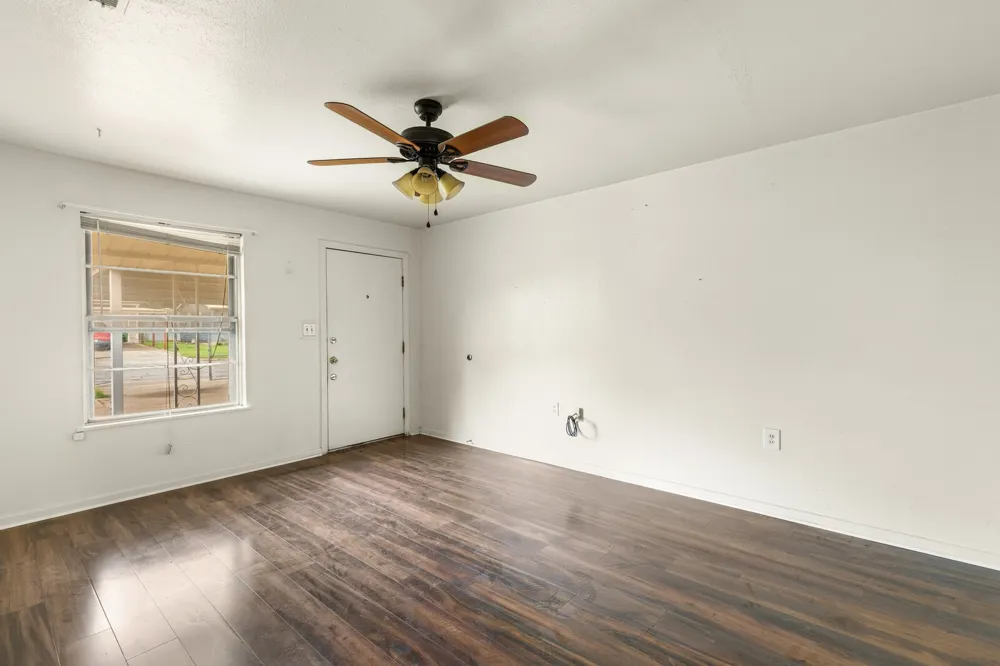1516 Bryan Avenue Waco, TX 76708