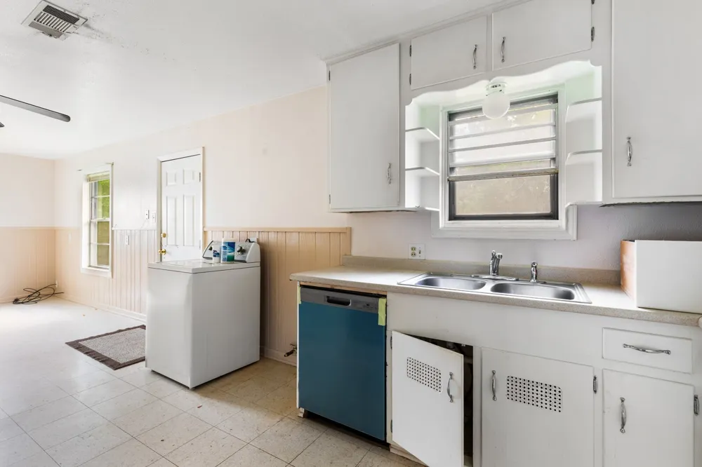 1516 Bryan Avenue Waco, TX 76708