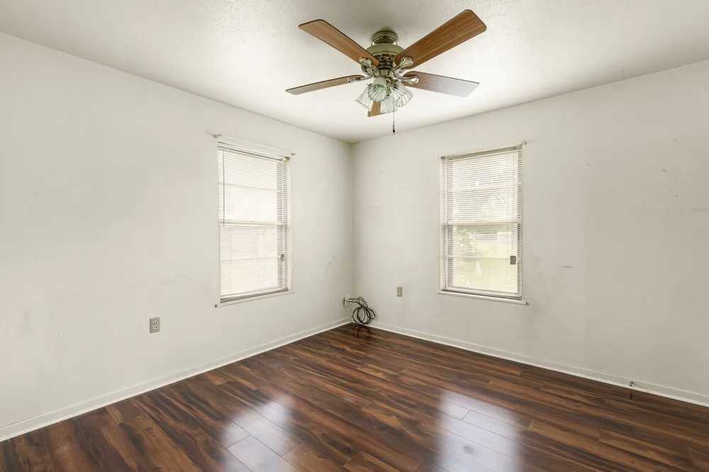 1516 Bryan Avenue Waco, TX 76708
