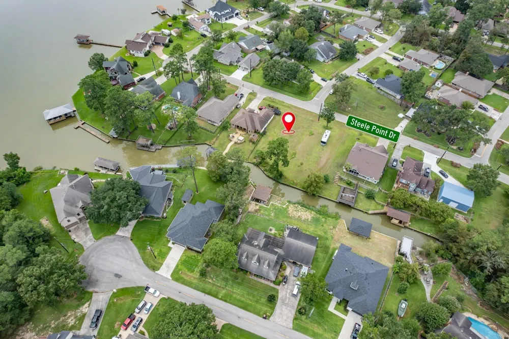 18222 Steele Point Drive Crosby, TX 77532