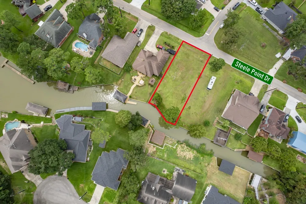 18222 Steele Point Drive Crosby, TX 77532