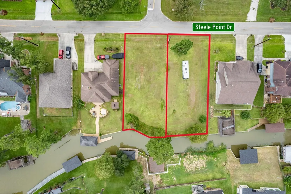 18222 Steele Point Drive Crosby, TX 77532