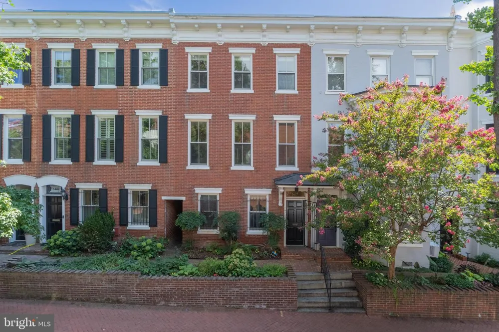 1434 CORCORAN STREET NW Washington, DC 20009