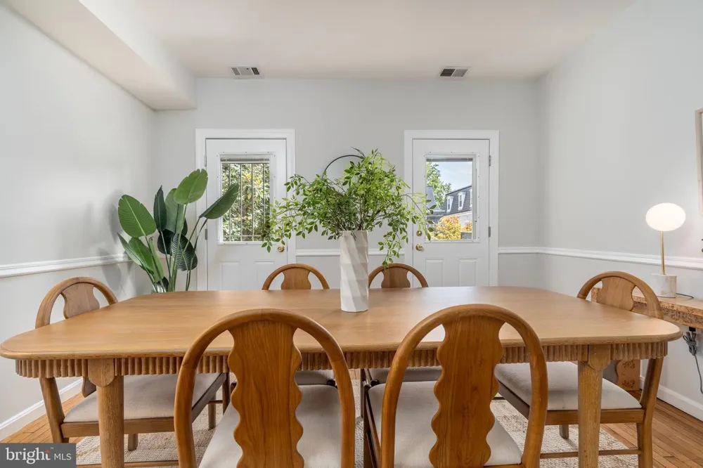 1434 CORCORAN STREET NW Washington, DC 20009
