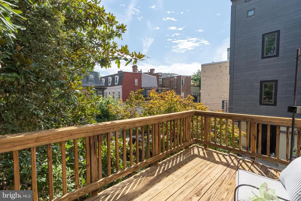 1434 CORCORAN STREET NW Washington, DC 20009