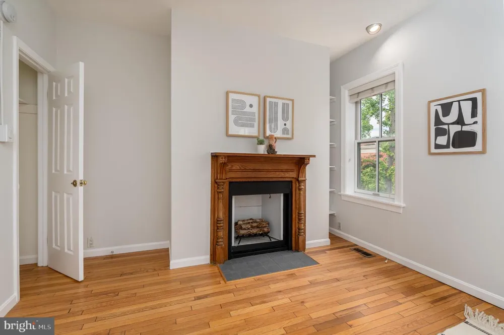 1434 CORCORAN STREET NW Washington, DC 20009