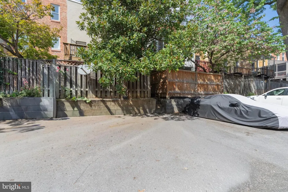 1434 CORCORAN STREET NW Washington, DC 20009