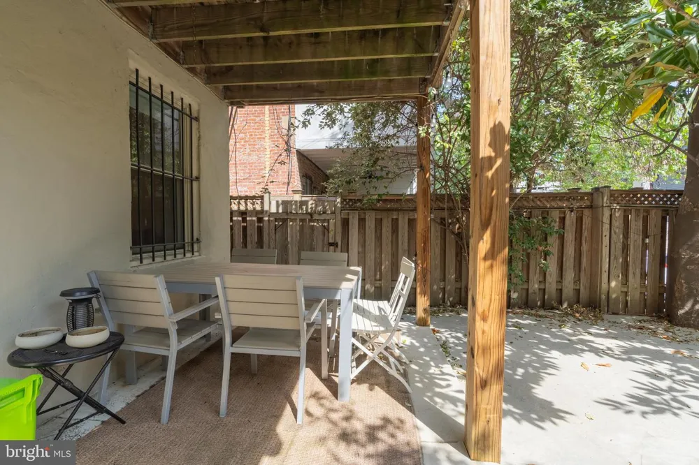 1434 CORCORAN STREET NW Washington, DC 20009