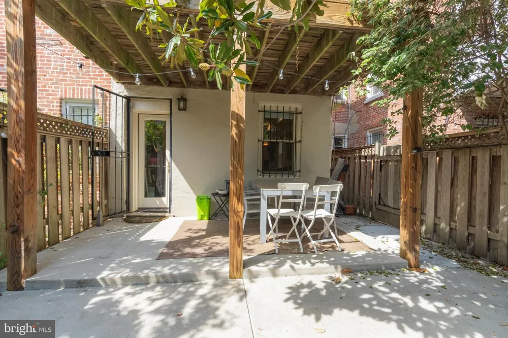 1434 CORCORAN STREET NW Washington, DC 20009