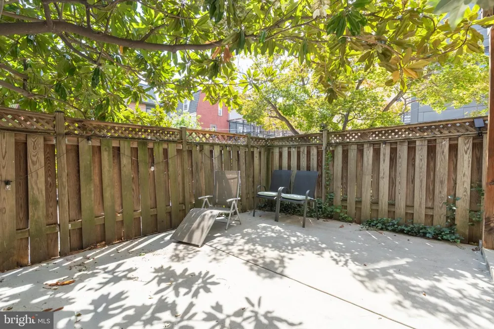 1434 CORCORAN STREET NW Washington, DC 20009