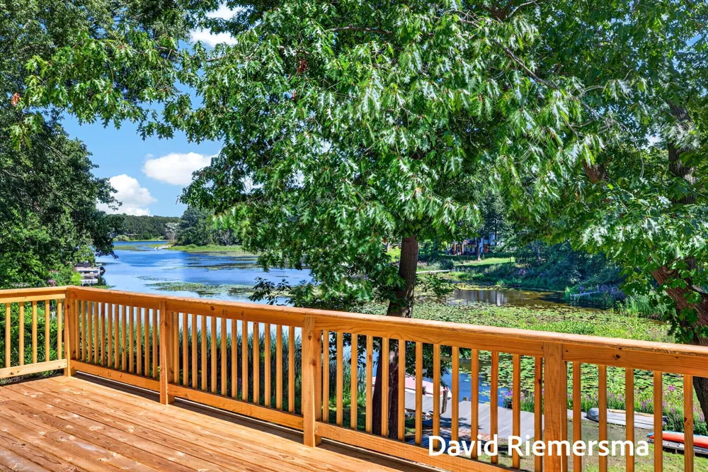 14254 Green Street Grand Haven, MI 49417