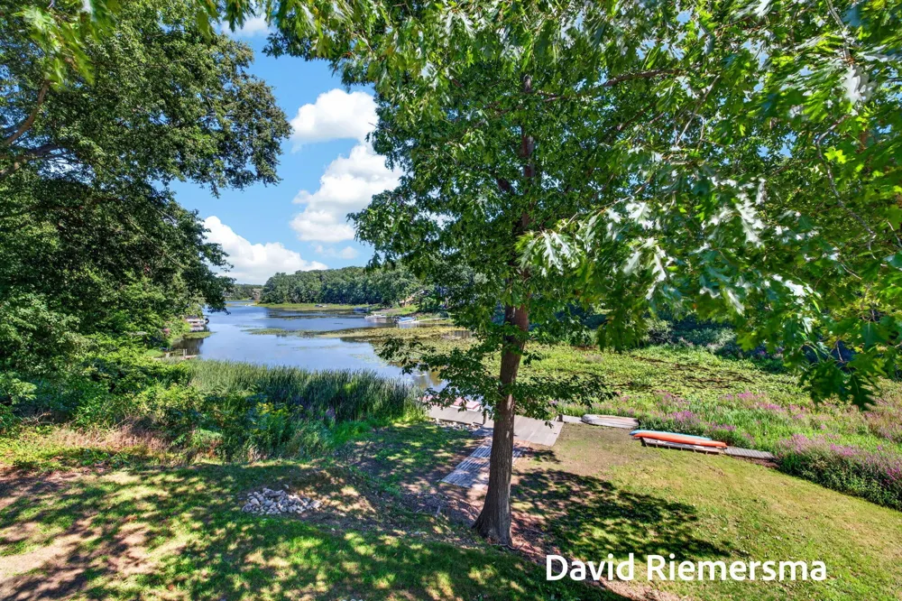 14254 Green Street Grand Haven, MI 49417