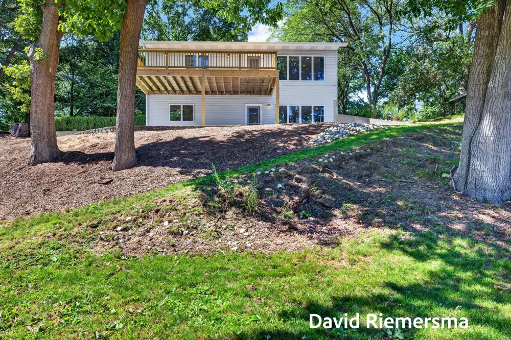 14254 Green Street Grand Haven, MI 49417