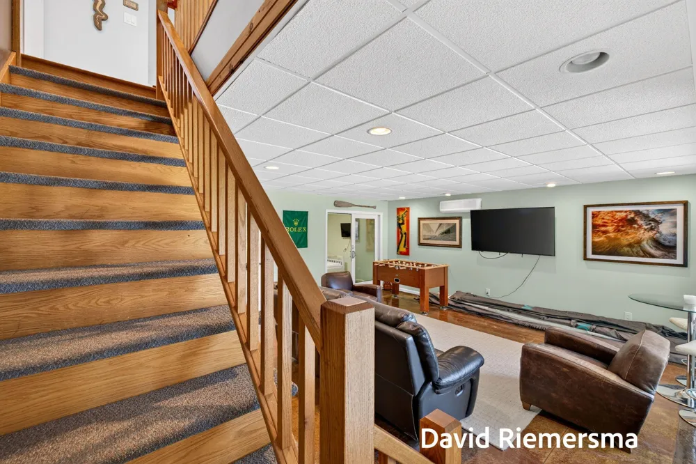 14254 Green Street Grand Haven, MI 49417