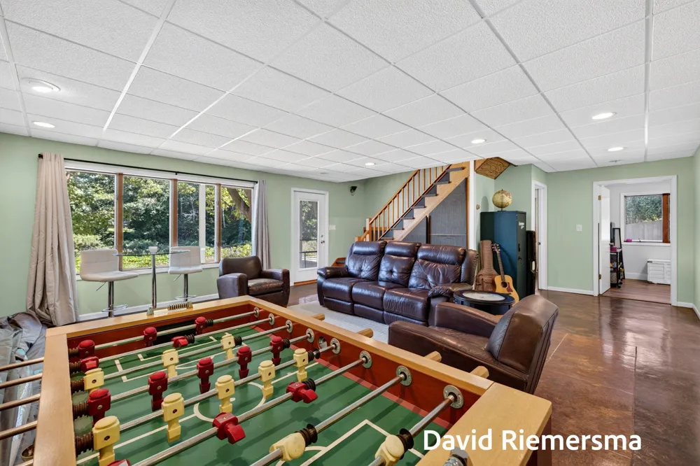 14254 Green Street Grand Haven, MI 49417