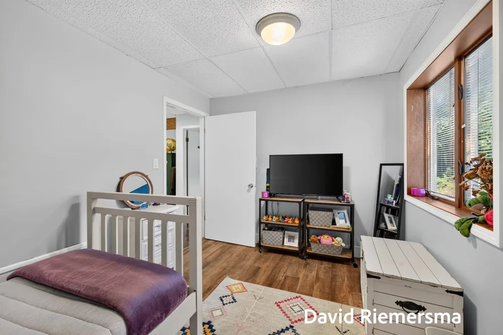 14254 Green Street Grand Haven, MI 49417