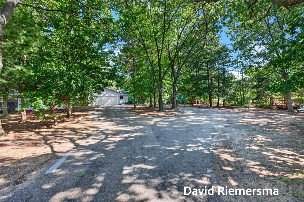 14254 Green Street Grand Haven, MI 49417