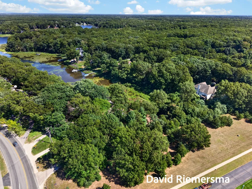 14254 Green Street Grand Haven, MI 49417