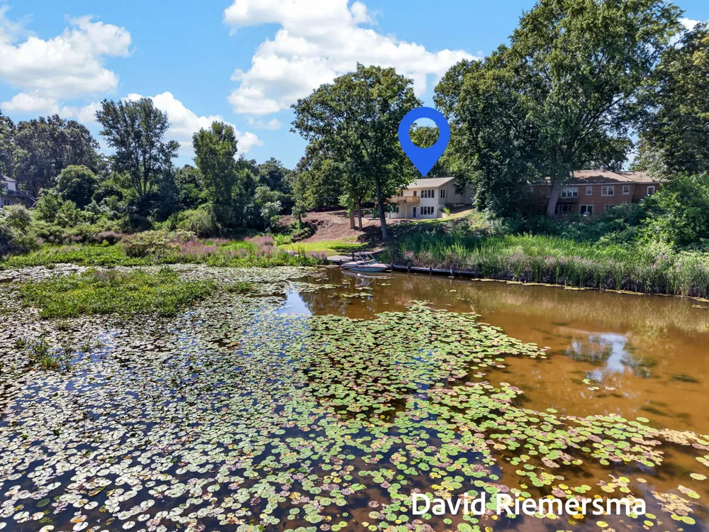 14254 Green Street Grand Haven, MI 49417