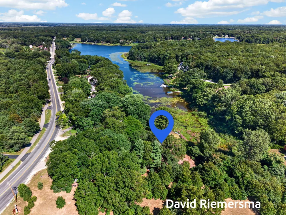 14254 Green Street Grand Haven, MI 49417