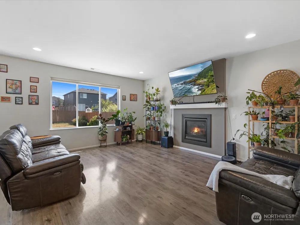 10311 Suncrest Boulevard Granite Falls, WA 98252
