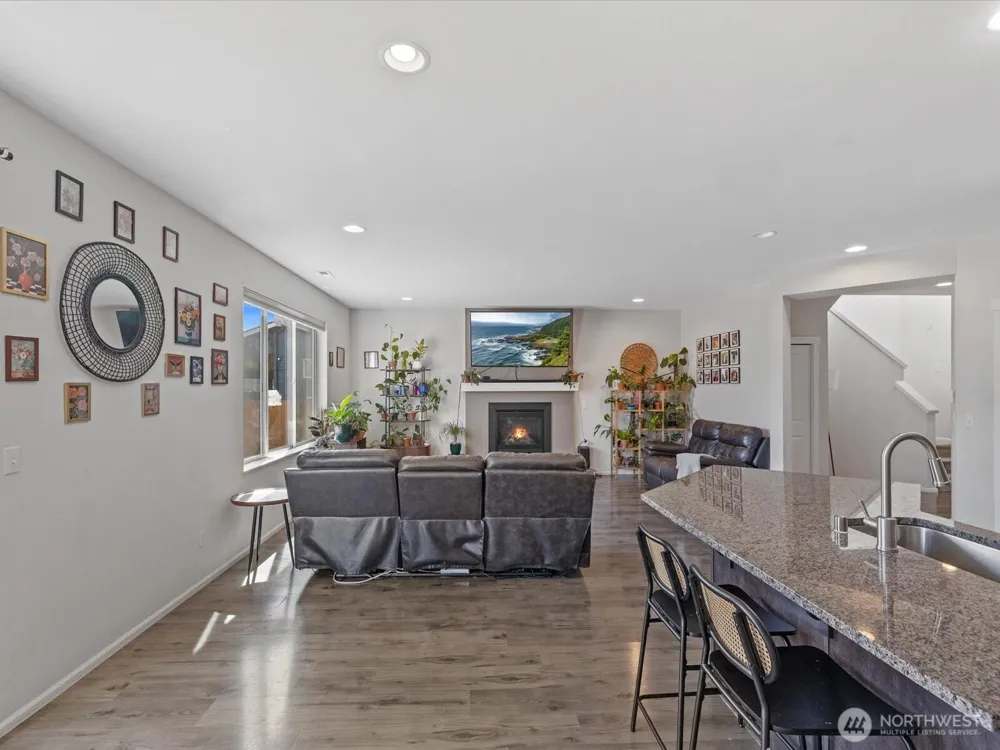 10311 Suncrest Boulevard Granite Falls, WA 98252