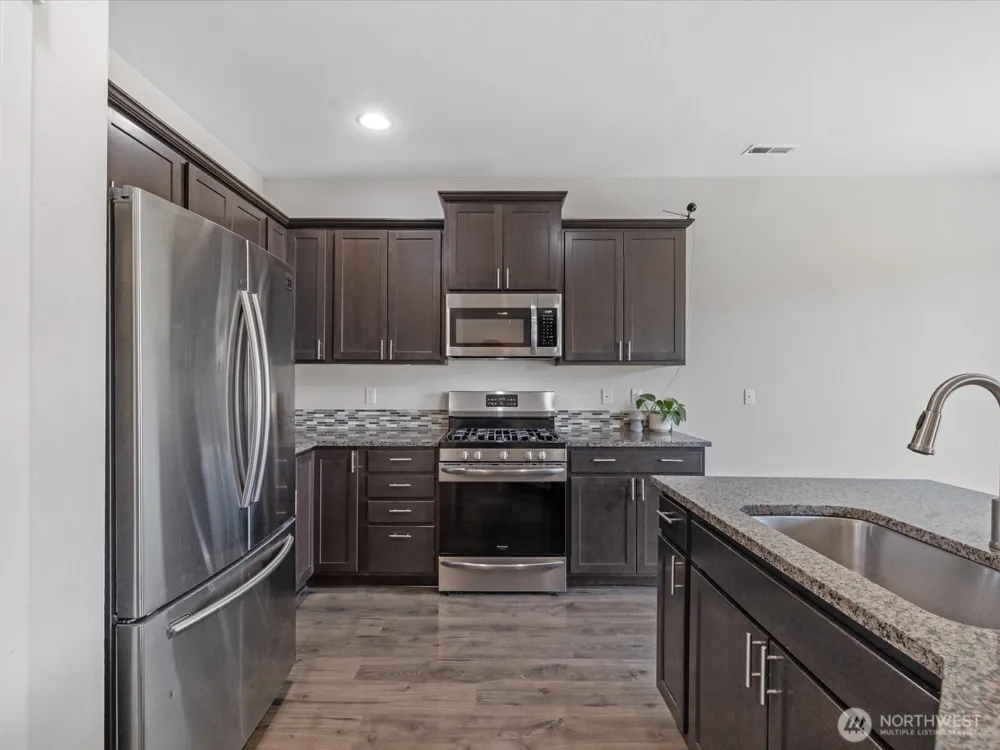 10311 Suncrest Boulevard Granite Falls, WA 98252